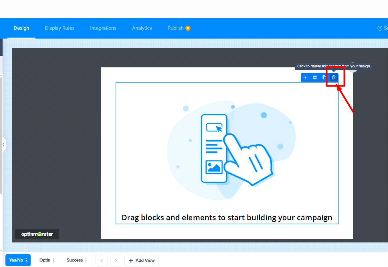 Hovering over the default block to reveal the delete (trash can) icon.